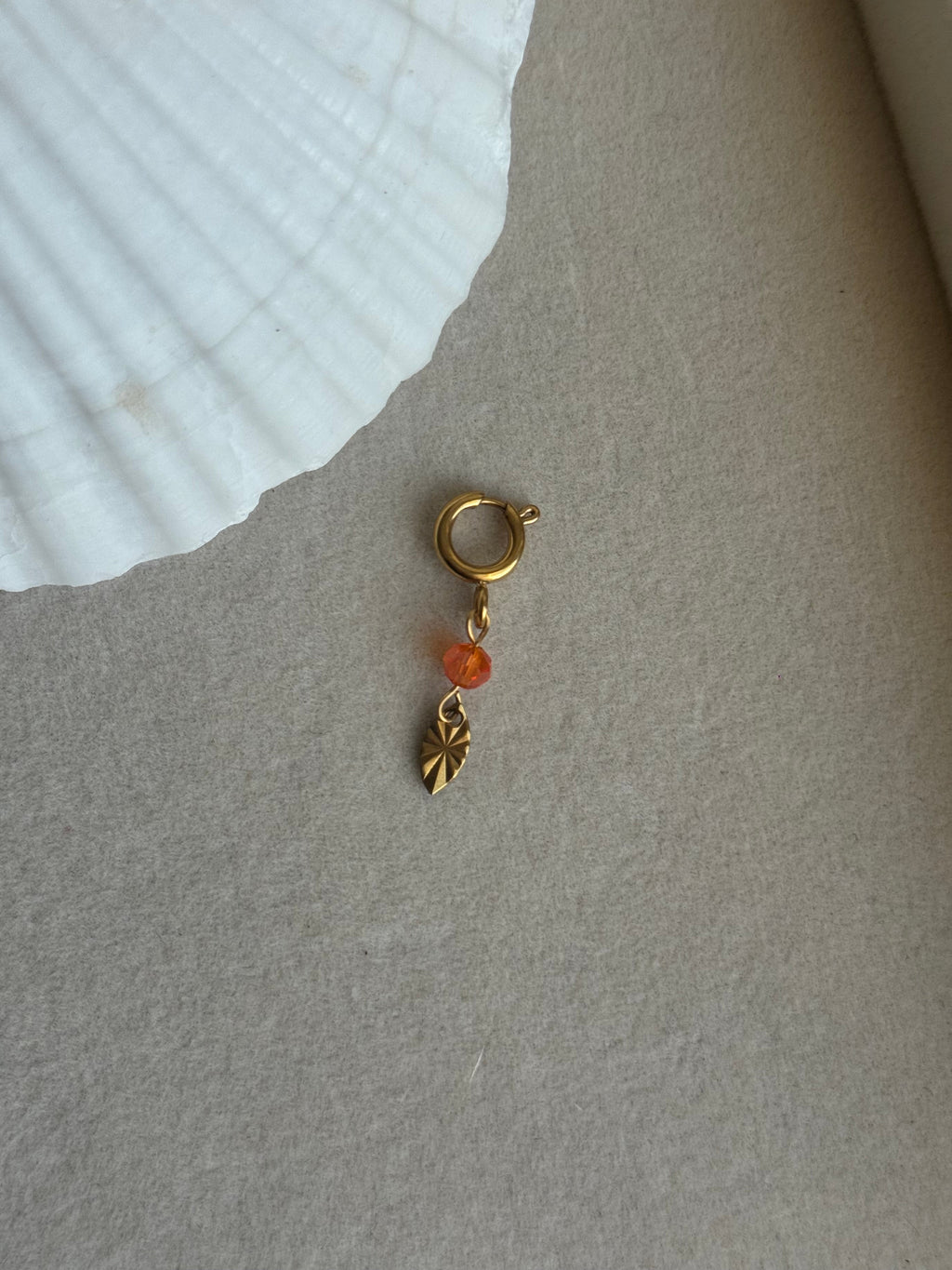 Charm maillot corail