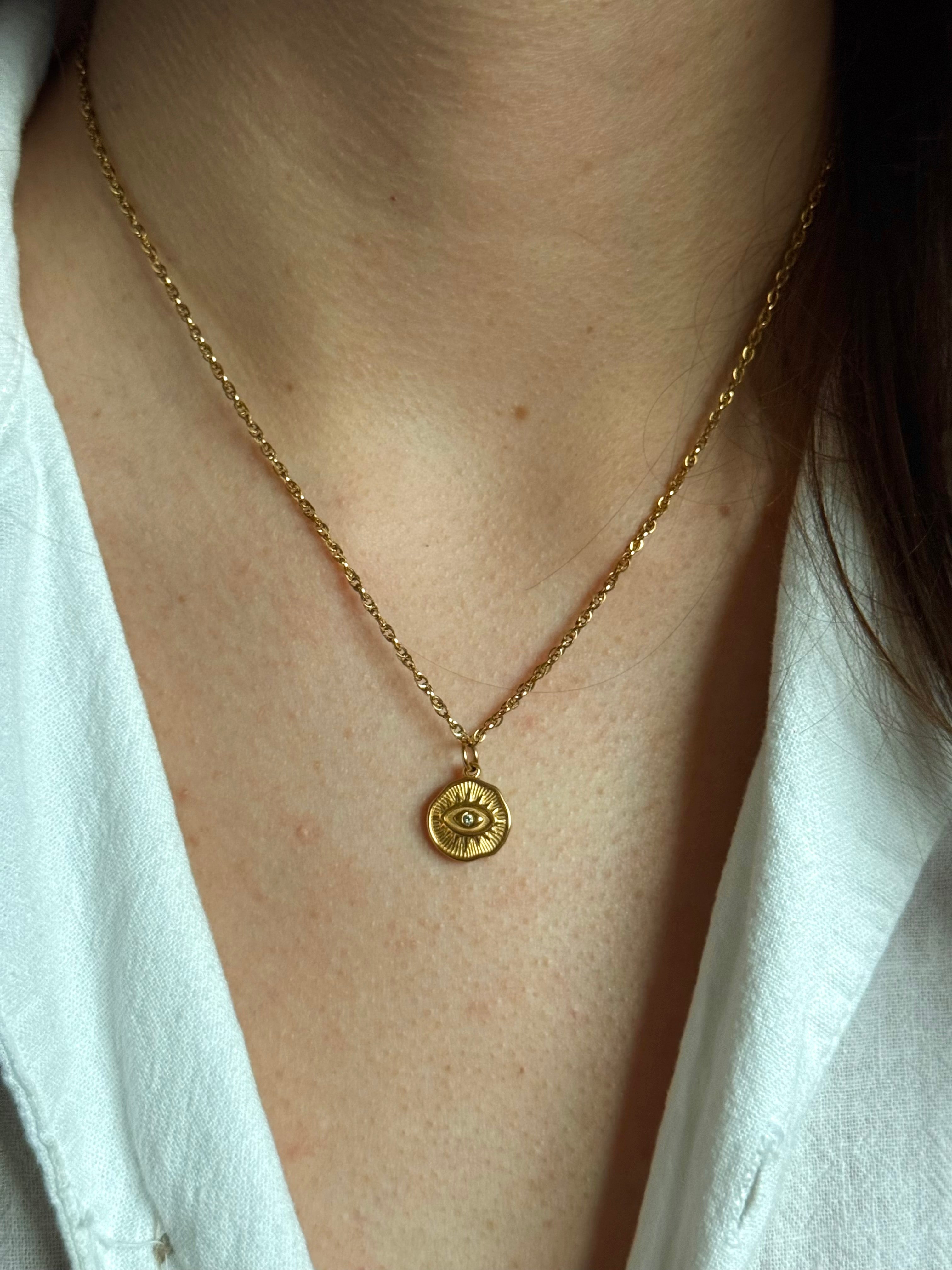 Collier œil simple
