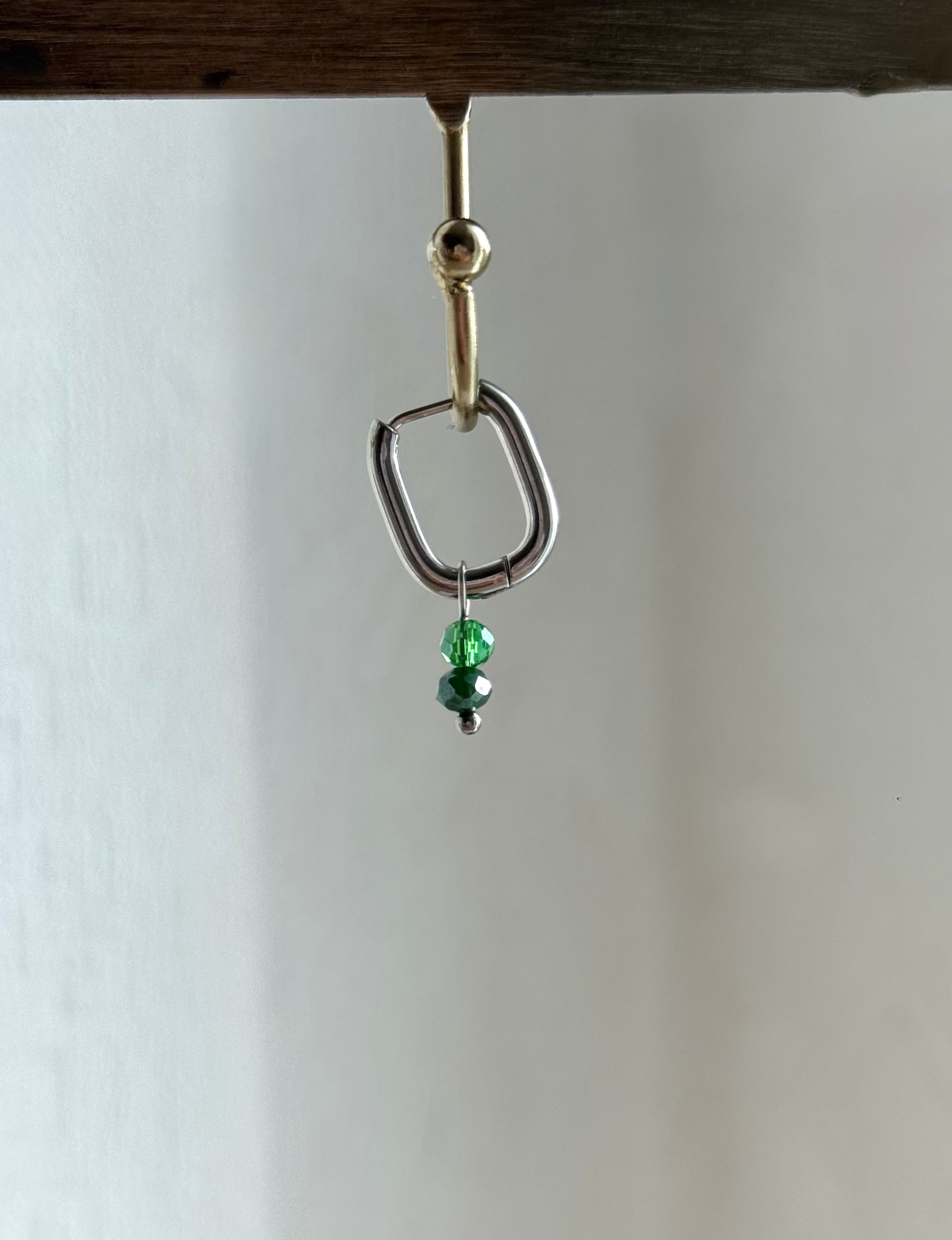 Boucles d'oreilles perles vertes Silver